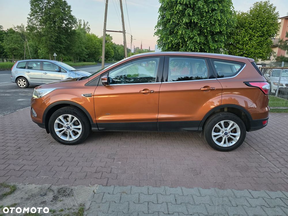 Ford Kuga 2.0 TDCi AWD Titanium - 25