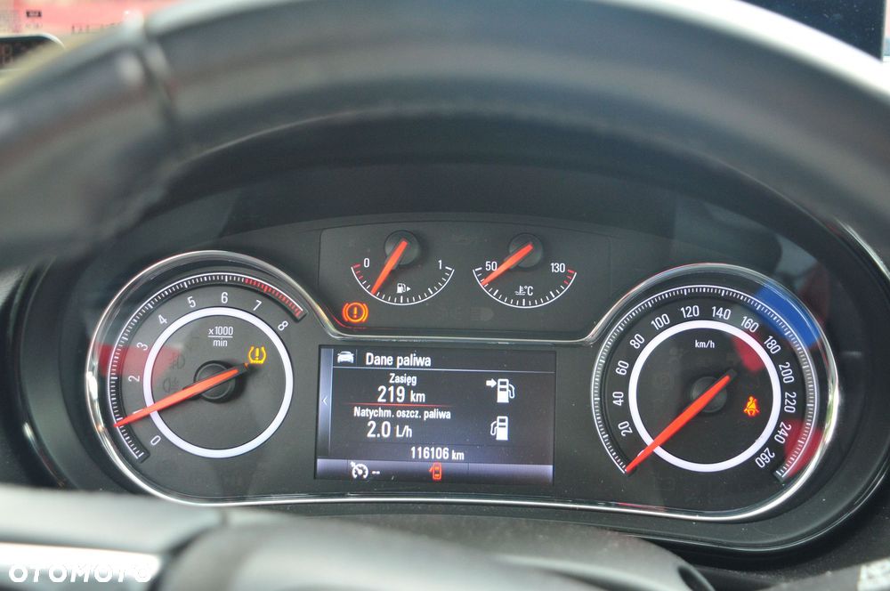 Opel Insignia 1.8 - 8