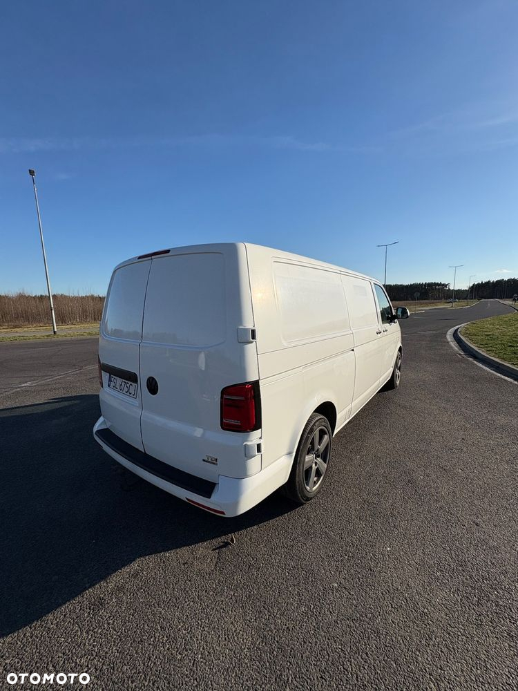 Volkswagen Transporter - 5