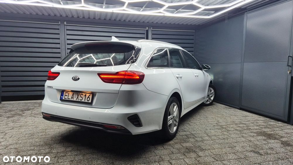 Kia Ceed 1.4 T-GDI DCT OPF Vision - 2