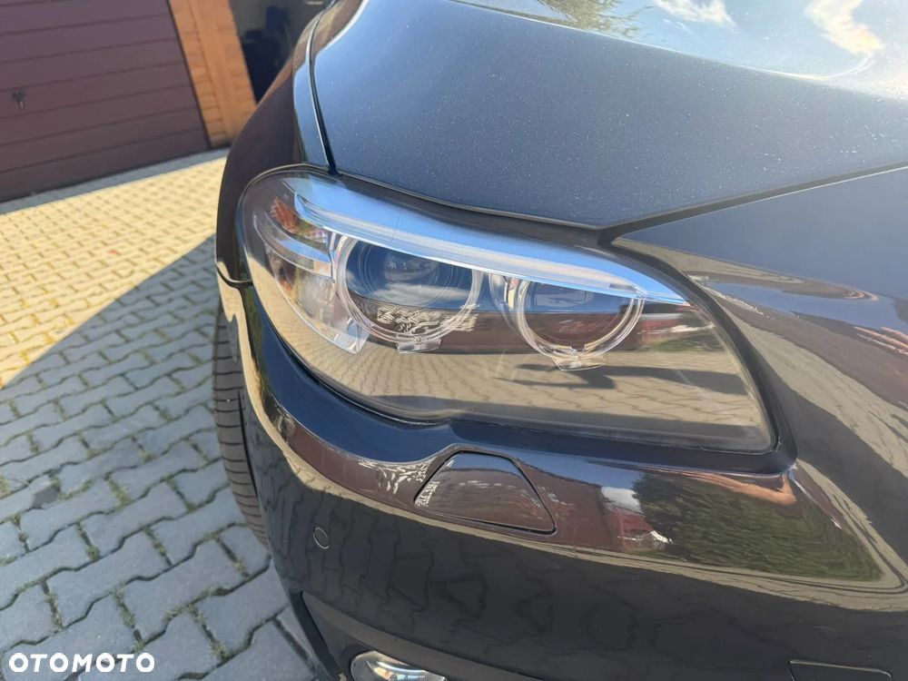 BMW Seria 5 520d xDrive Touring Sport Line - 8