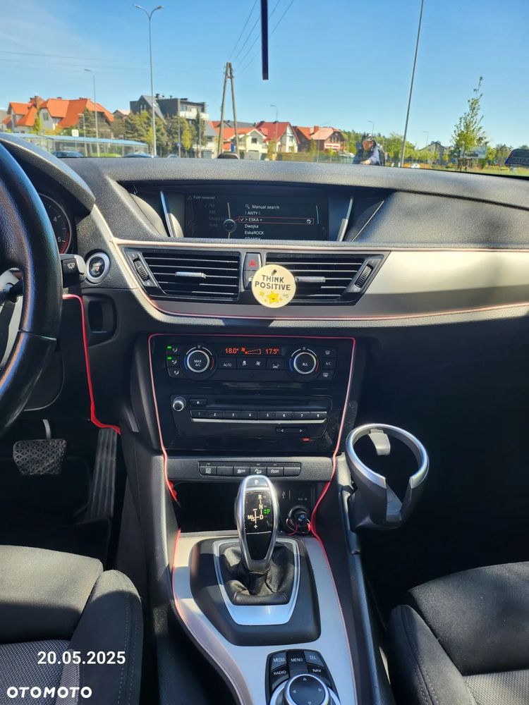 BMW X1 xDrive18d - 12