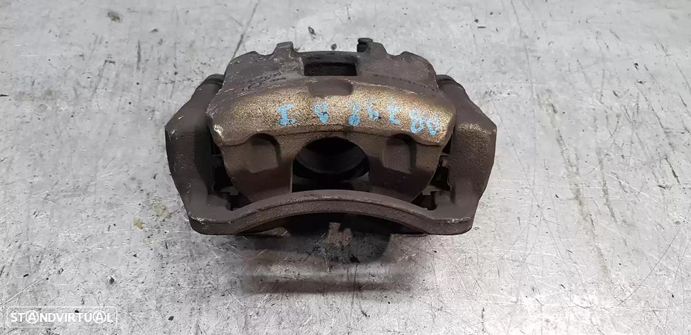 PINÇA TRAVÃO FRONTAL ESQUERDA KIA CARENS IV 2017 -58180A4A17 - 2