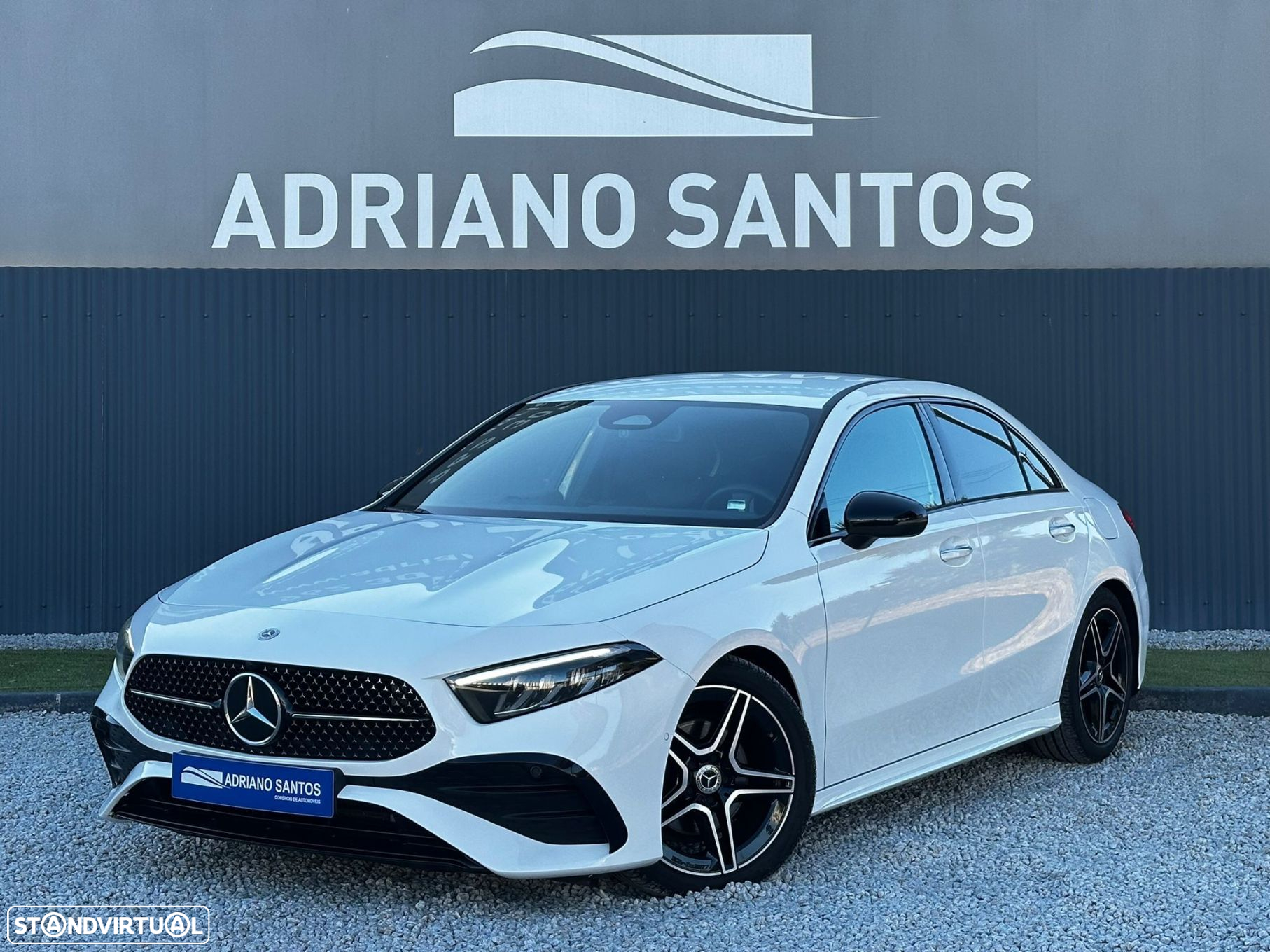 Mercedes-Benz A 180 Limousine d AMG Line Aut. - 4