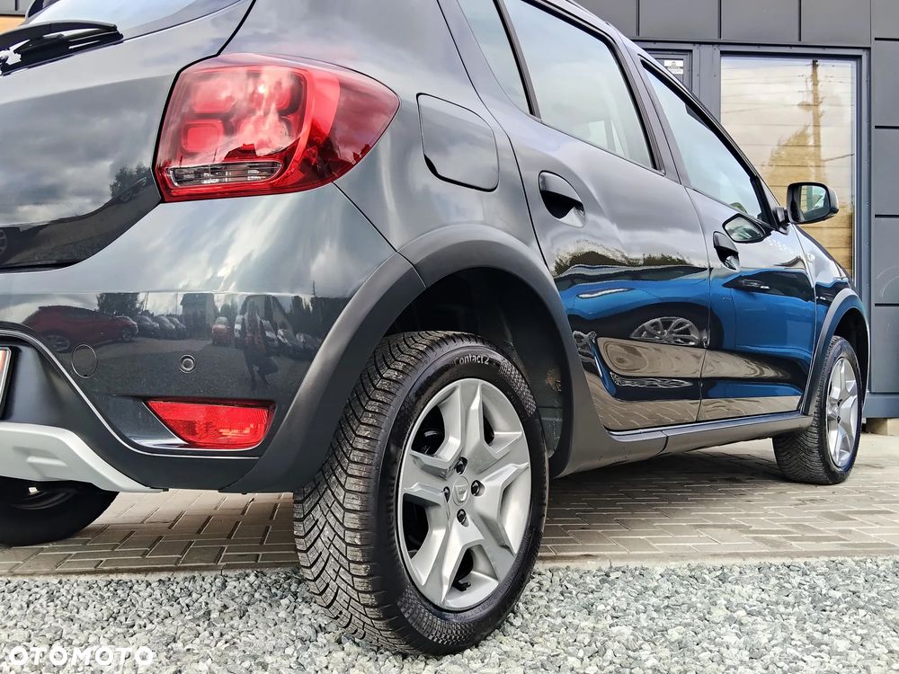 Dacia Sandero Stepway TCe 90 (S&S) Celebration - 35