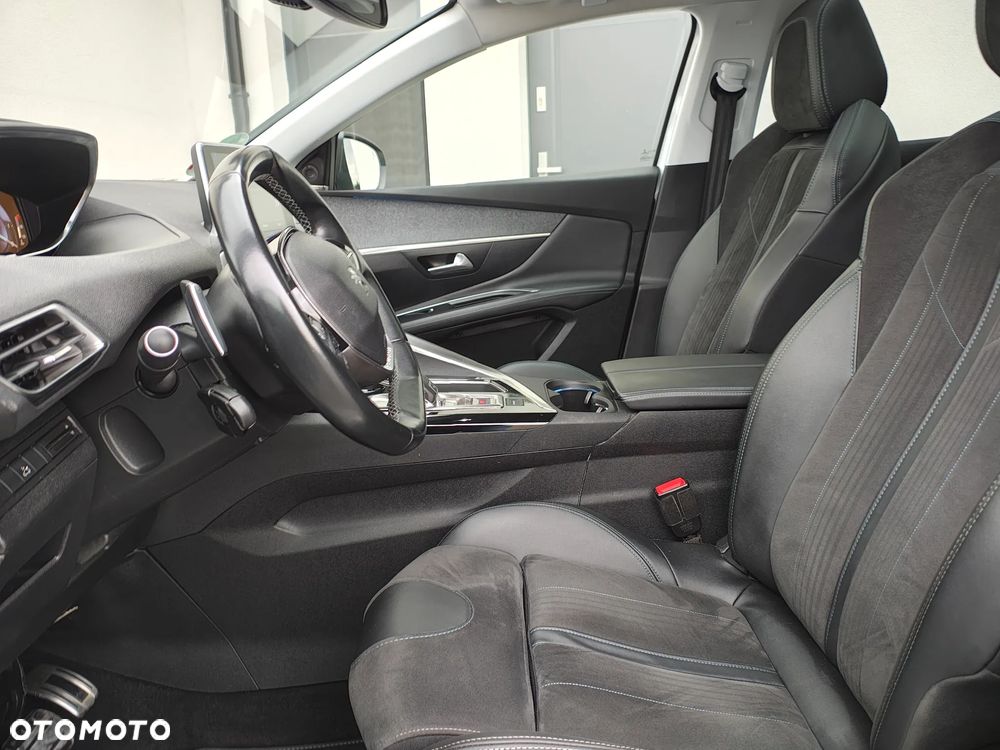 Peugeot 3008 BlueHDi 180 Stop & Start EAT8 Crossway - 36