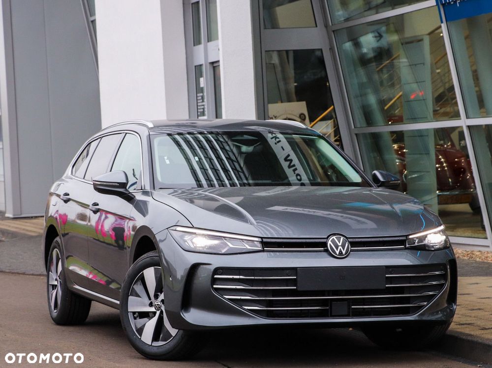 Volkswagen Passat - 8