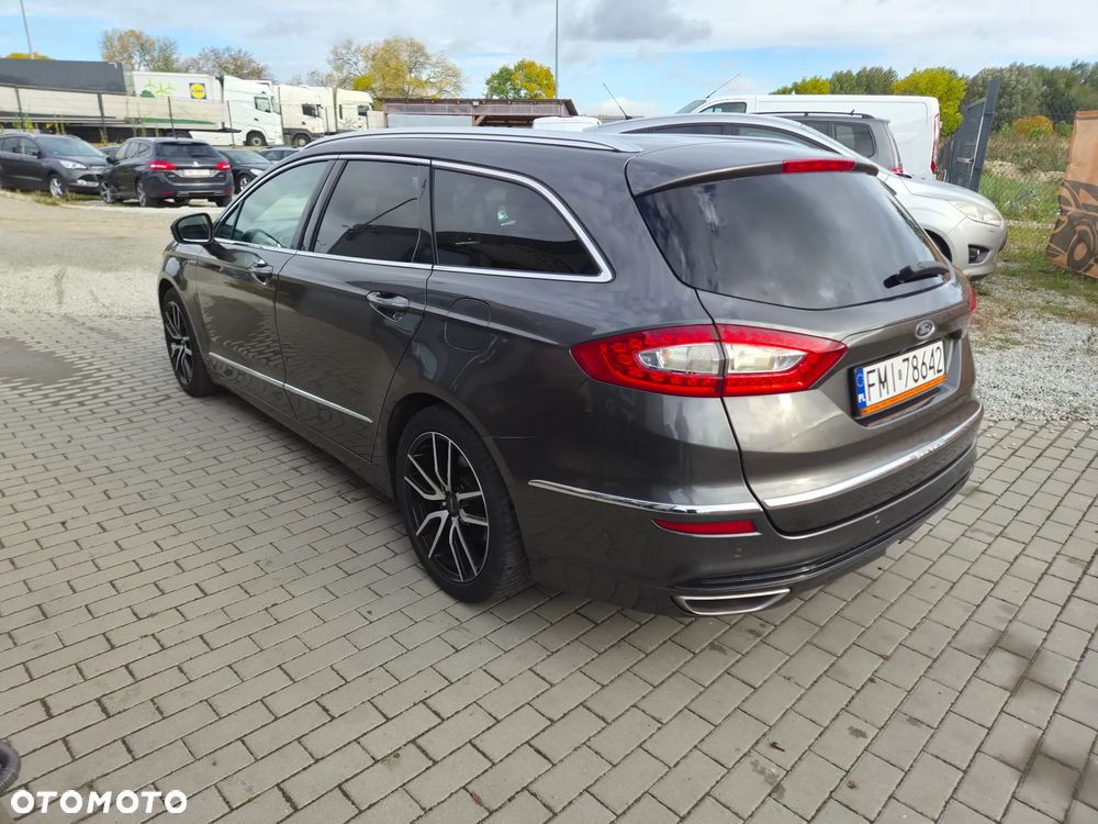 Ford Mondeo 2.0 TDCi STart-Stopp Vignale - 16