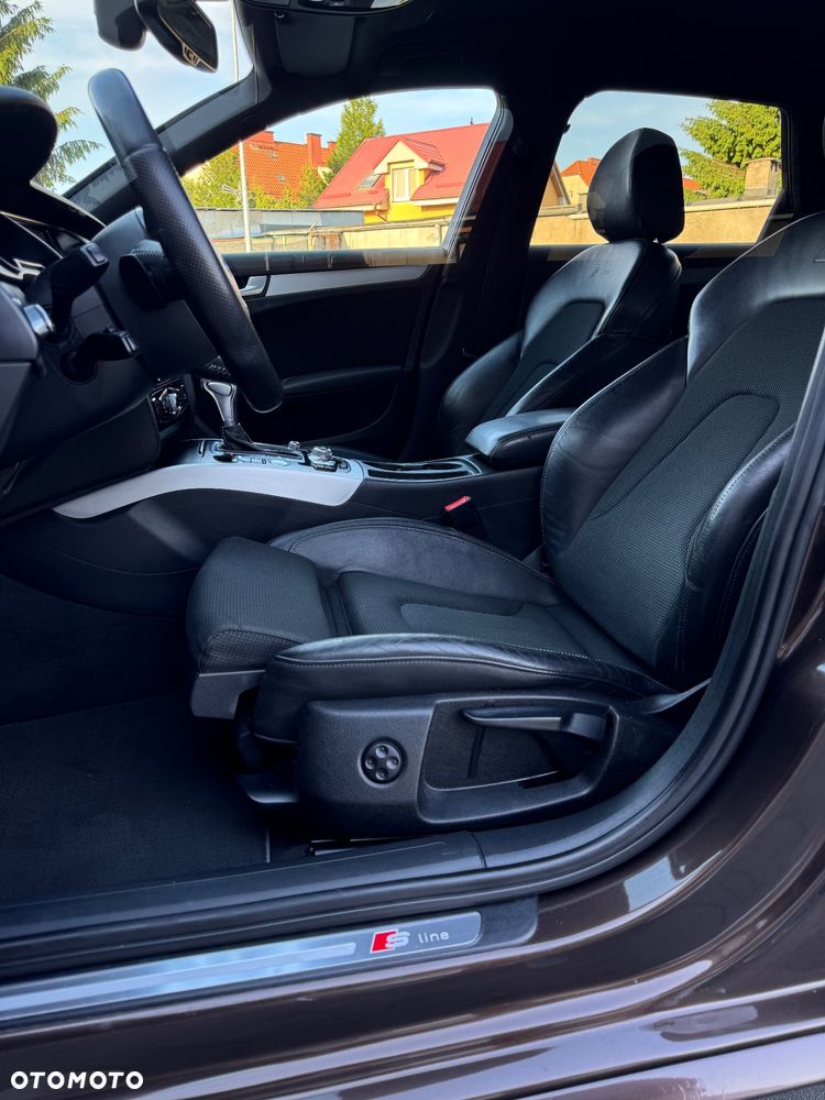 Audi A4 Avant 2.0 TDI DPF quattro S tronic S line Sportpaket - 12