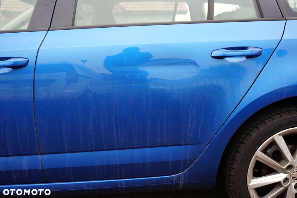 DRZWI TYLNE LEWE OCTAVIA III 5E5 KOMBI LF5W  NIEBIESKI SKODA 2012-2016 - 3