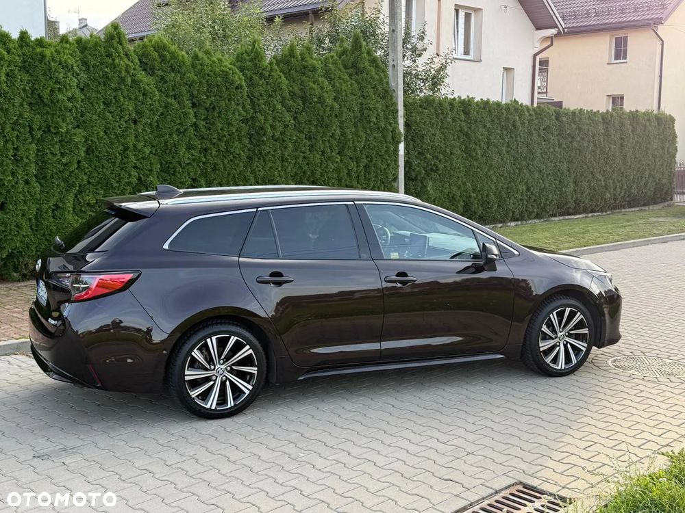 Toyota Corolla 1.8 Hybrid Executive - 5