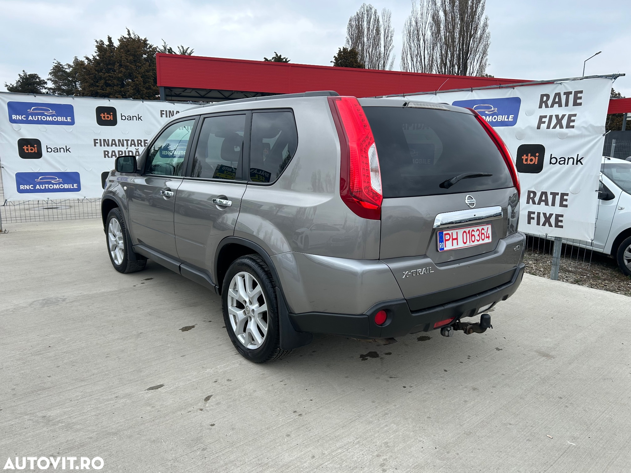 Nissan X-Trail - 4