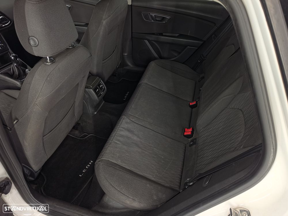 SEAT Leon 1.6 TDI Ecomotive Style - 6