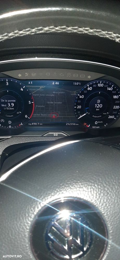 Volkswagen Passat - 34