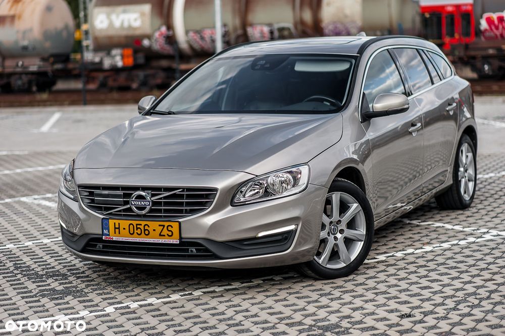 Volvo V60 - 1