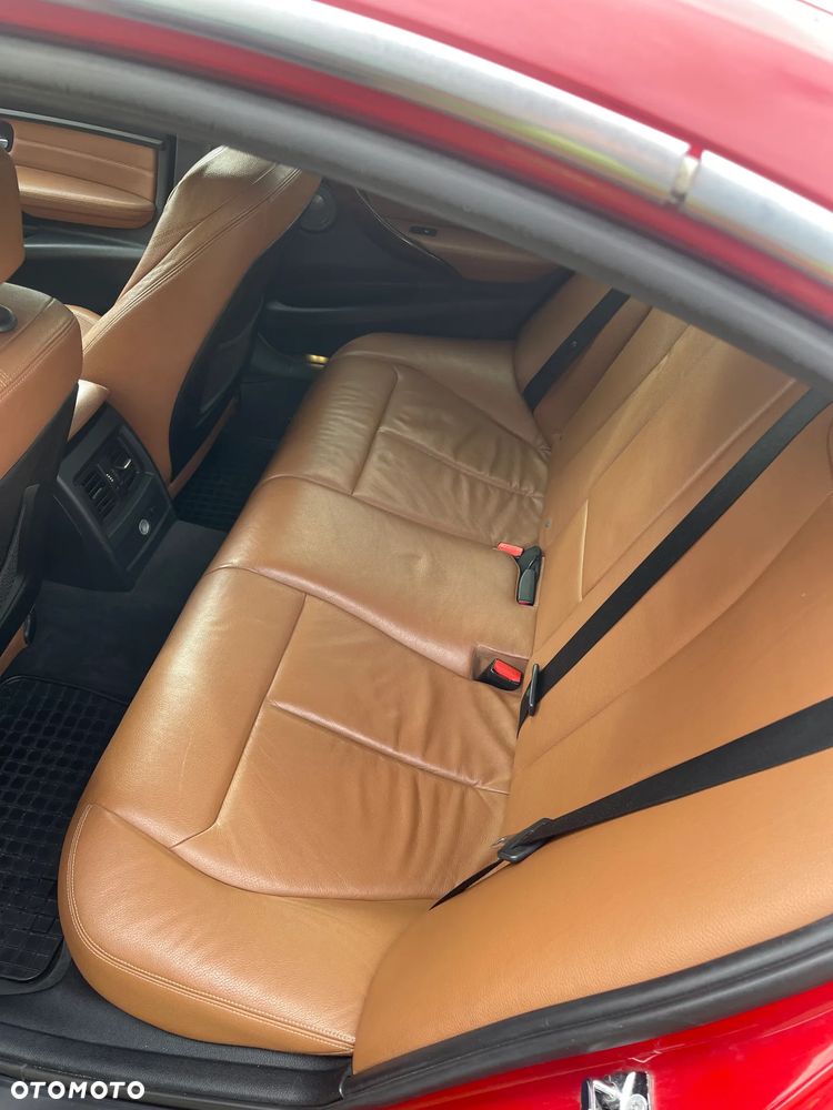 BMW Seria 3 320d - 5