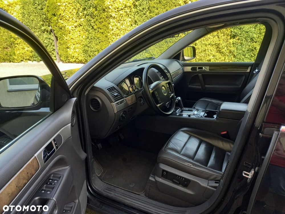 Volkswagen Touareg 3.0 V6 TDI DPF Automatik Individual - 26