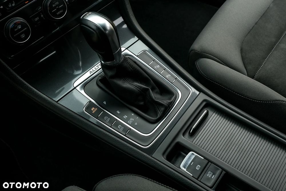 Volkswagen Golf Alltrack 2.0 TDI 4Motion BlueMotion Techn DSG - 28