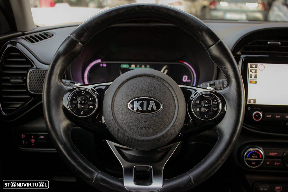 Kia e-Soul 64kWh - 12
