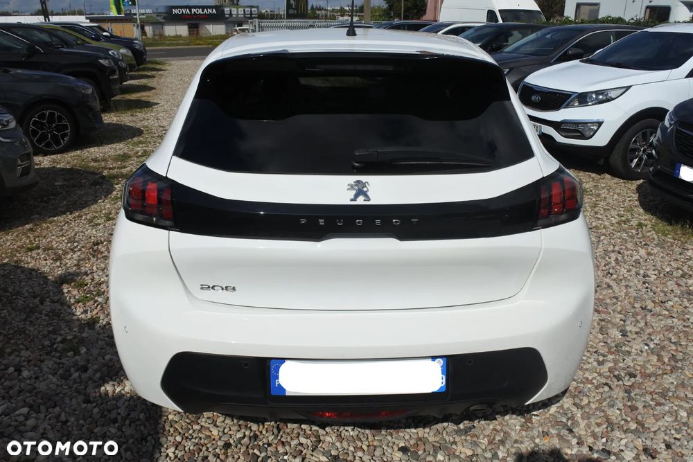 Peugeot 208 1.2 PureTech Allure S&S EAT8 - 5