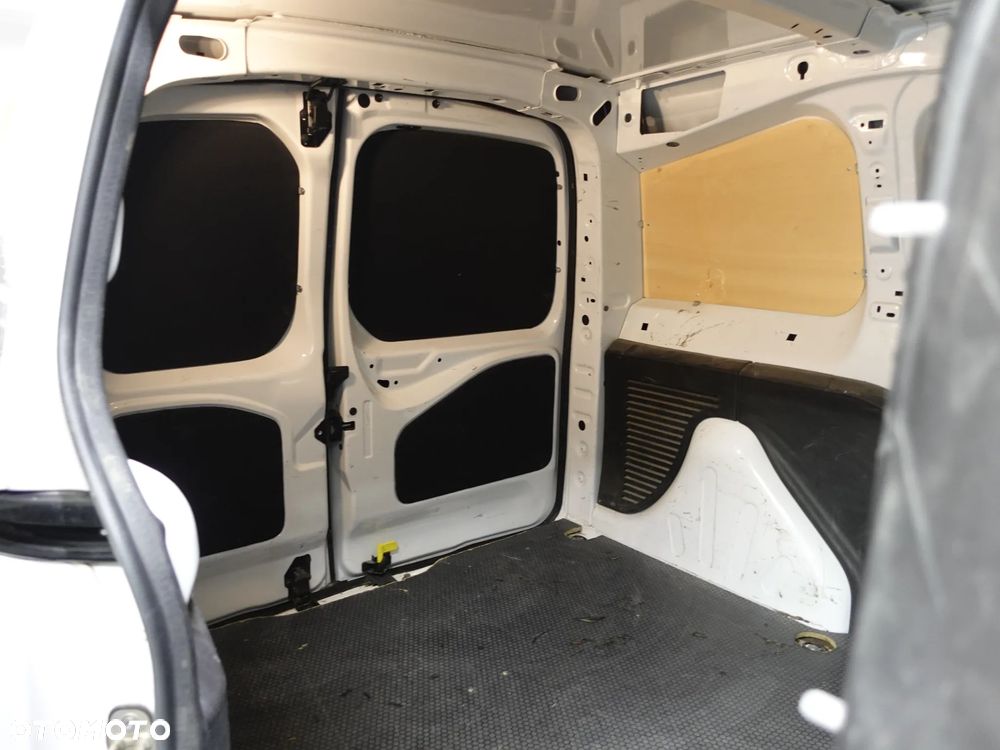 Peugeot Partner - 35