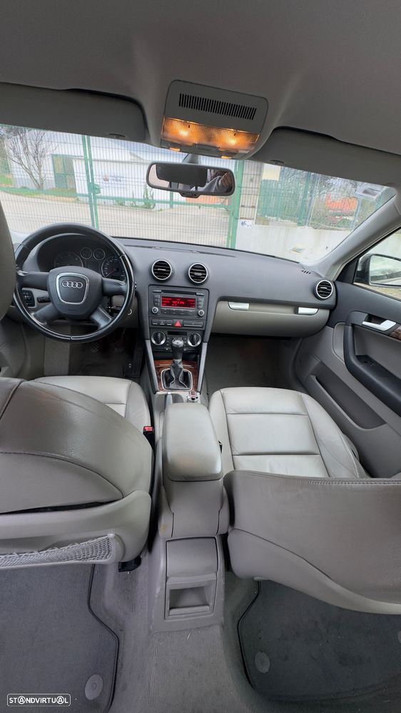Audi A3 Sportback 1.9 TDi - 9