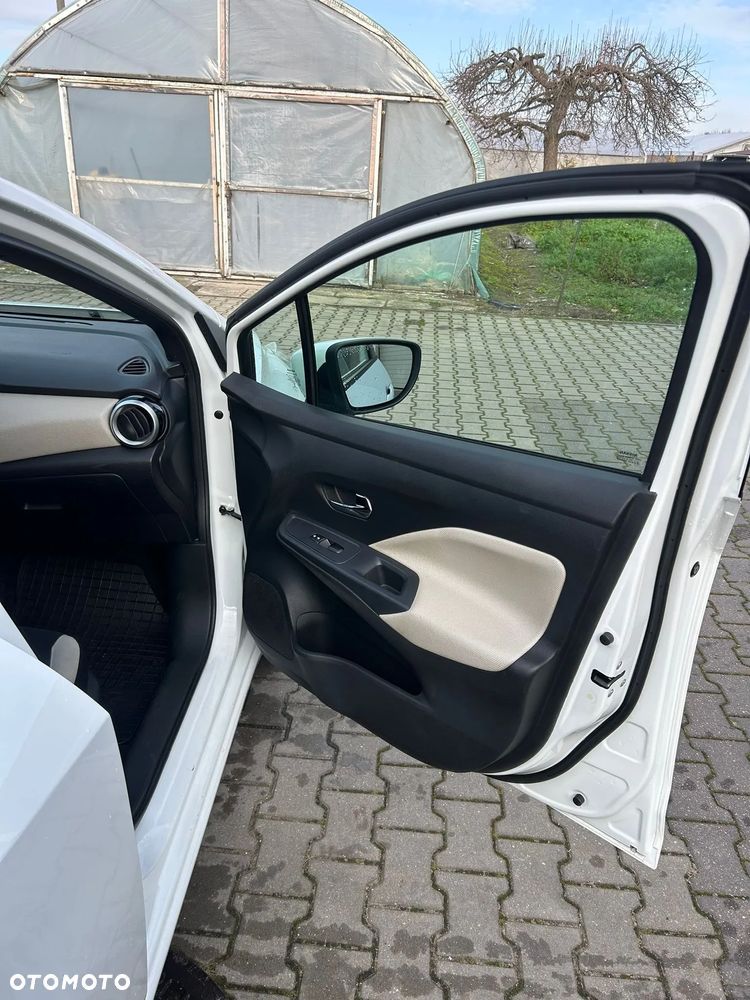 Nissan Micra 1.0 Visia Plus - 10