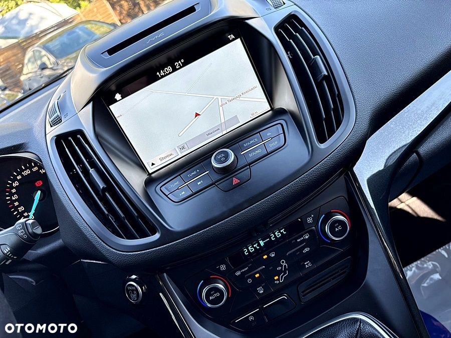Ford Kuga 1.5 EcoBoost 2x4 Titanium - 30