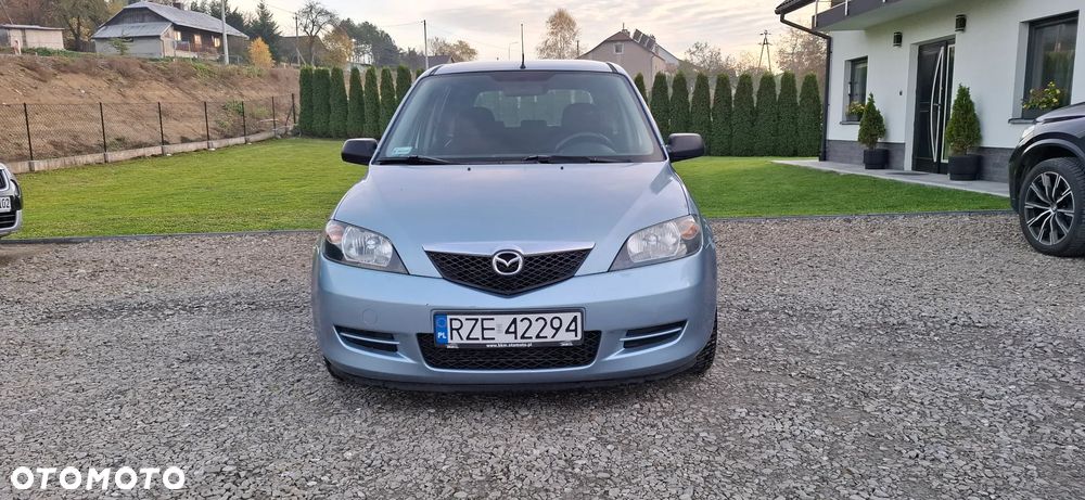 Mazda 2 - 3