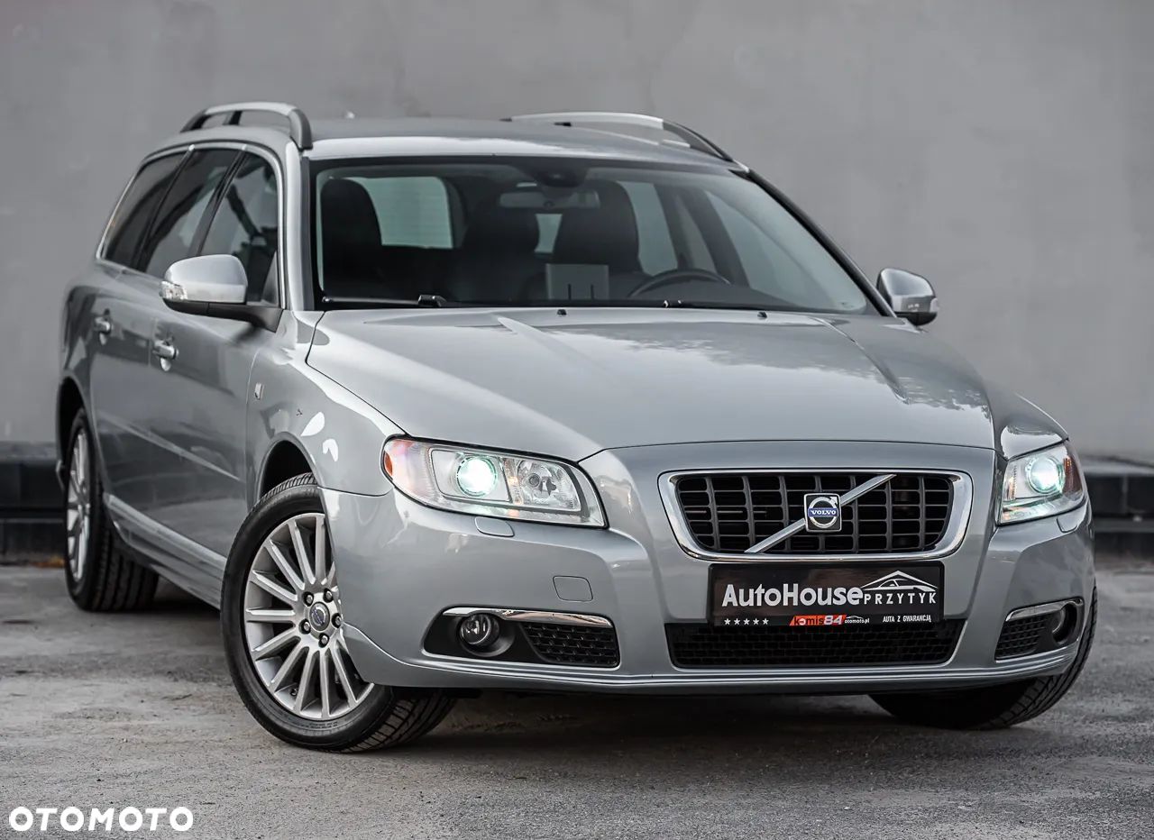Volvo V70 3.2 AWD Ocean Race - 1