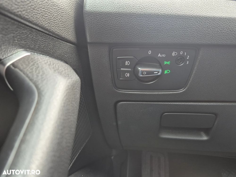 Volkswagen Passat 1.6 TDI (BlueMotion Technology) DSG Comfortline - 27