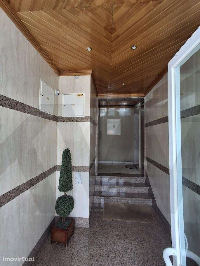 Vende-se Apartamento T3, com possibilidade de +1, em praceta familiar - Grande imagem: 3/31