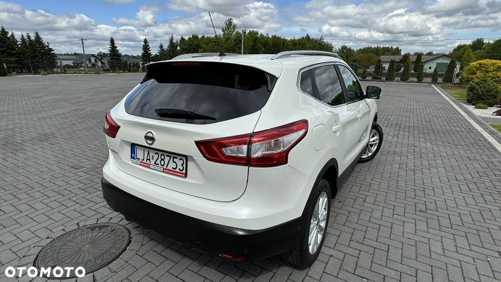 Nissan Qashqai 1.5 dCi TEKNA - 3