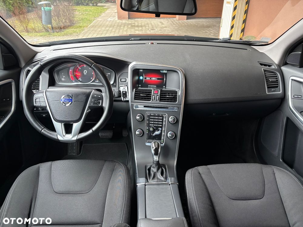 Volvo XC 60 D4 Geartronic Momentum - 5