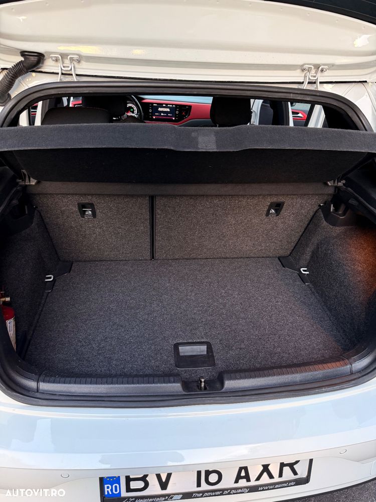 Volkswagen Polo - 15