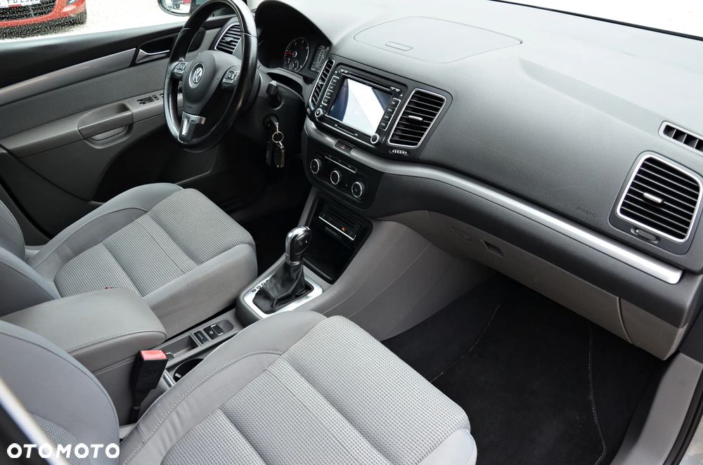 Volkswagen Sharan - 38