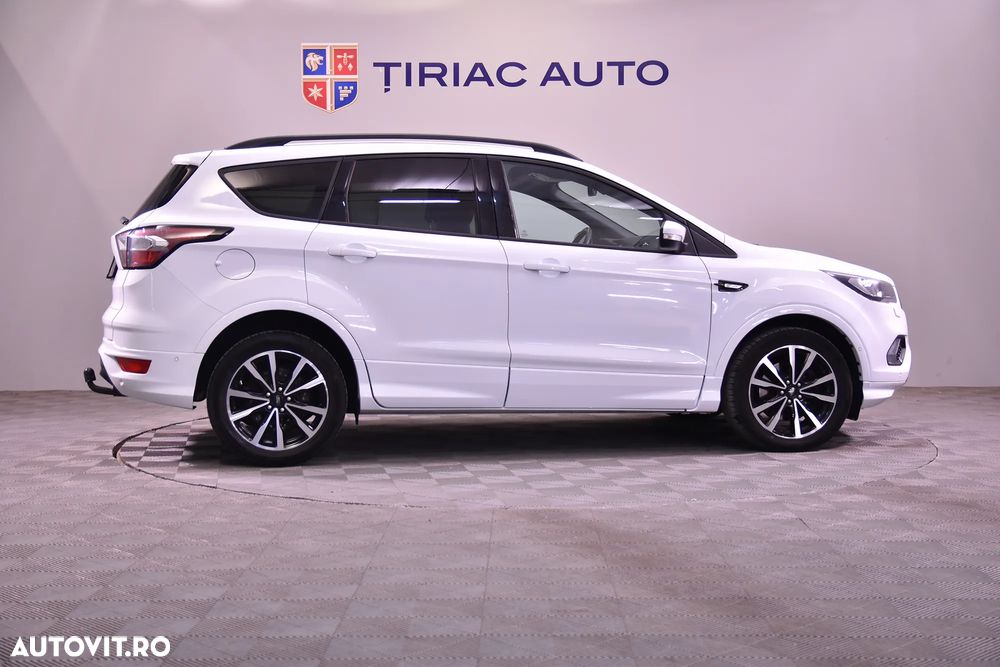 Ford Kuga 2.0 TDCi 2x4 Aut. ST-Line - 6