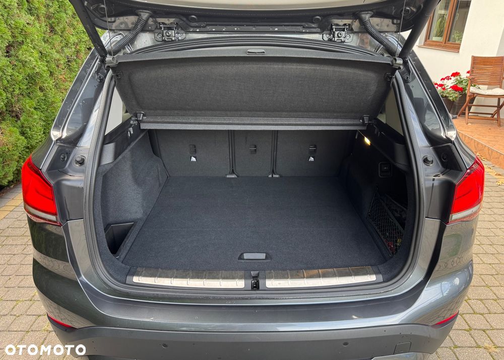 BMW X1 sDrive18i - 8