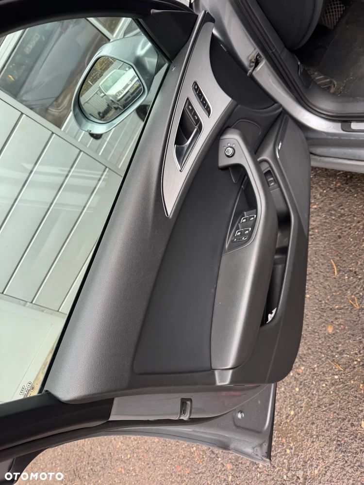 Audi A6 Avant - 14