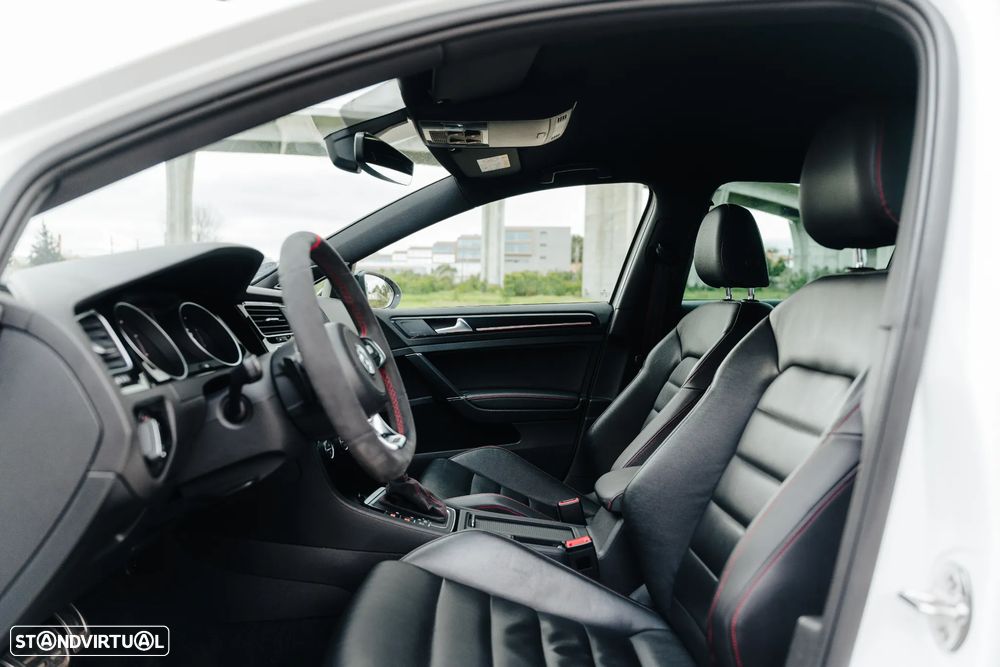 VW Golf GTI Clubsport DSG - 18
