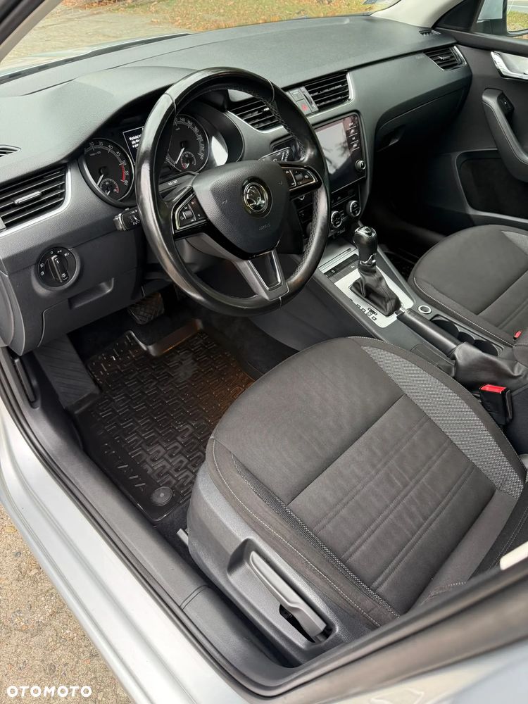 Skoda Octavia 2018 photo 5