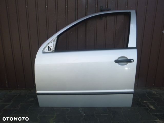 DRZWI LEWY PRZÓD LEWE PRZEDNIE SKODA FABIA I KOLOR 9102 - 2
