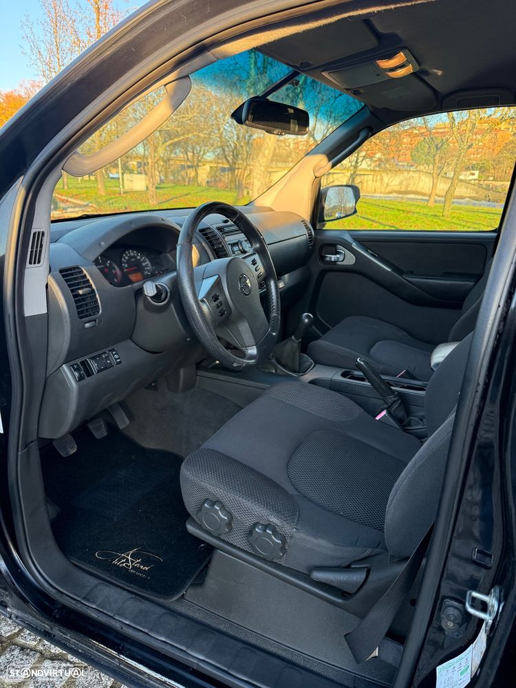 Nissan Navara 2.5 dCi CD Pilot - 8