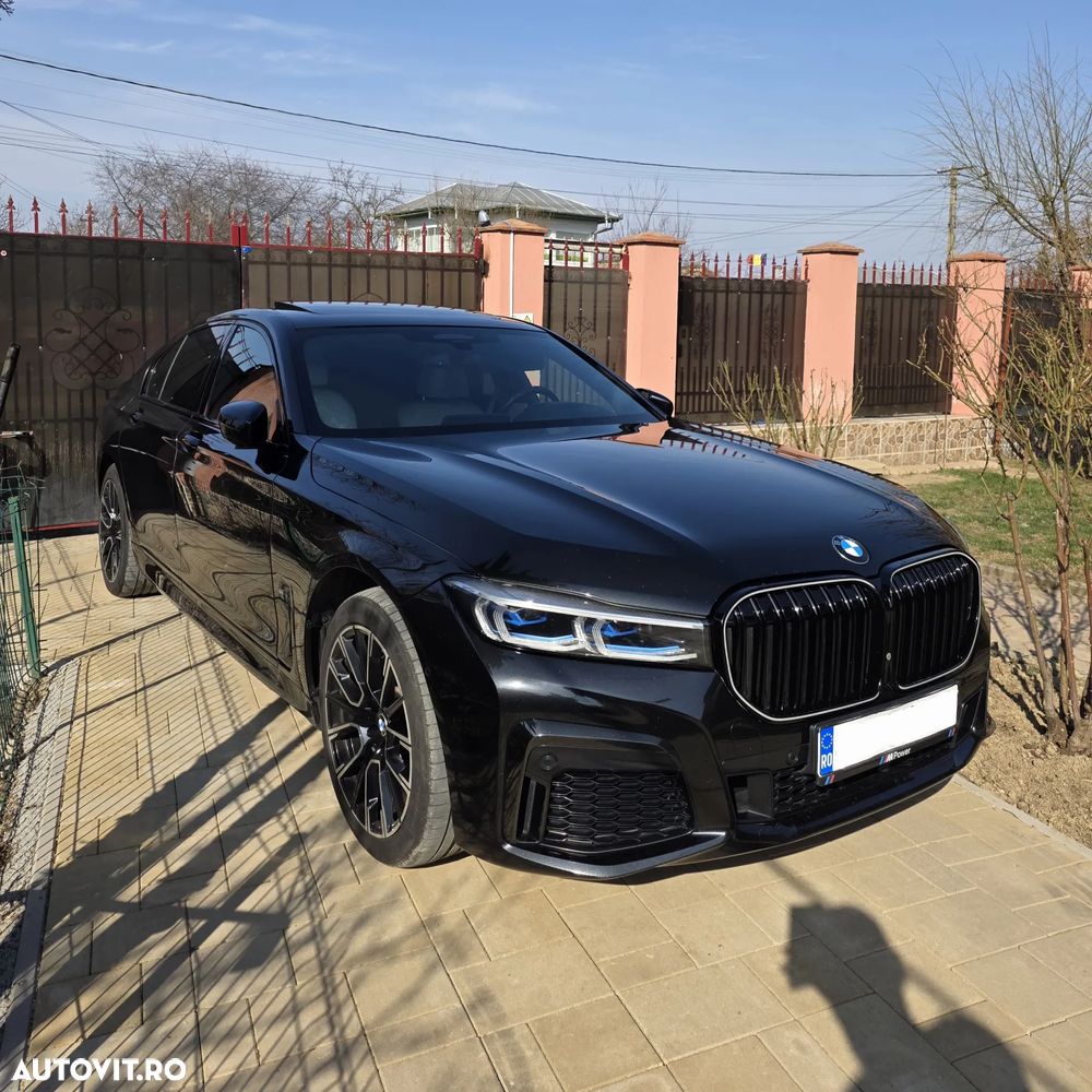 BMW Seria 7 745e - 22
