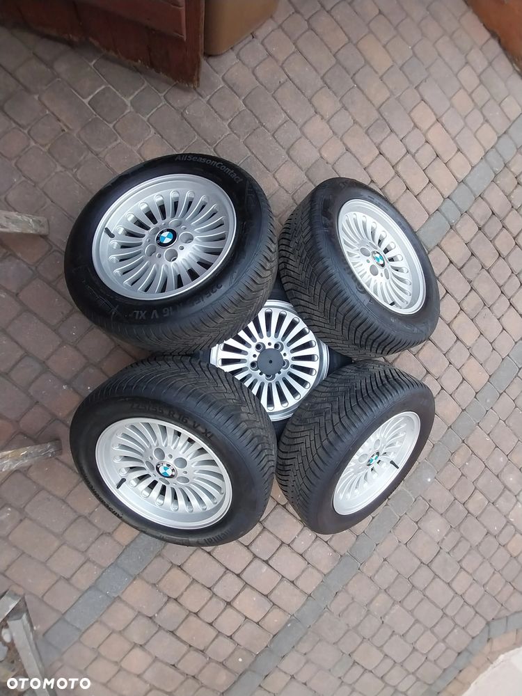 BMW Seria 5 523i - 22