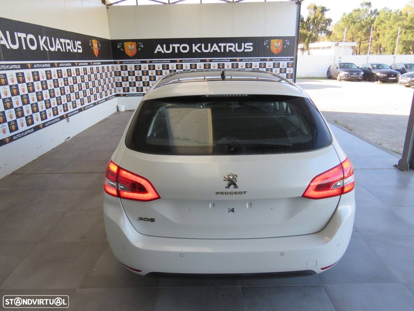 Peugeot 308 SW - 32