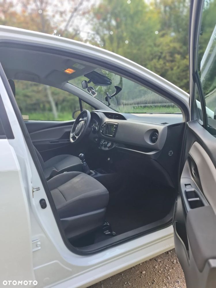 Toyota Yaris 1.5 Active - 27