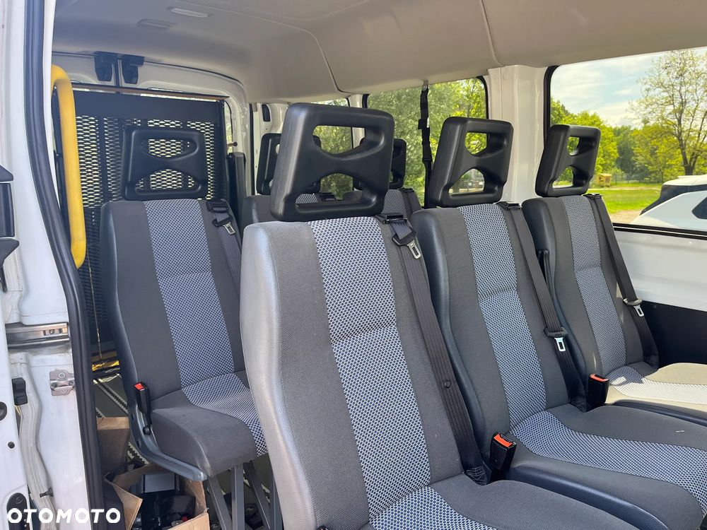 Ford Transit - 18