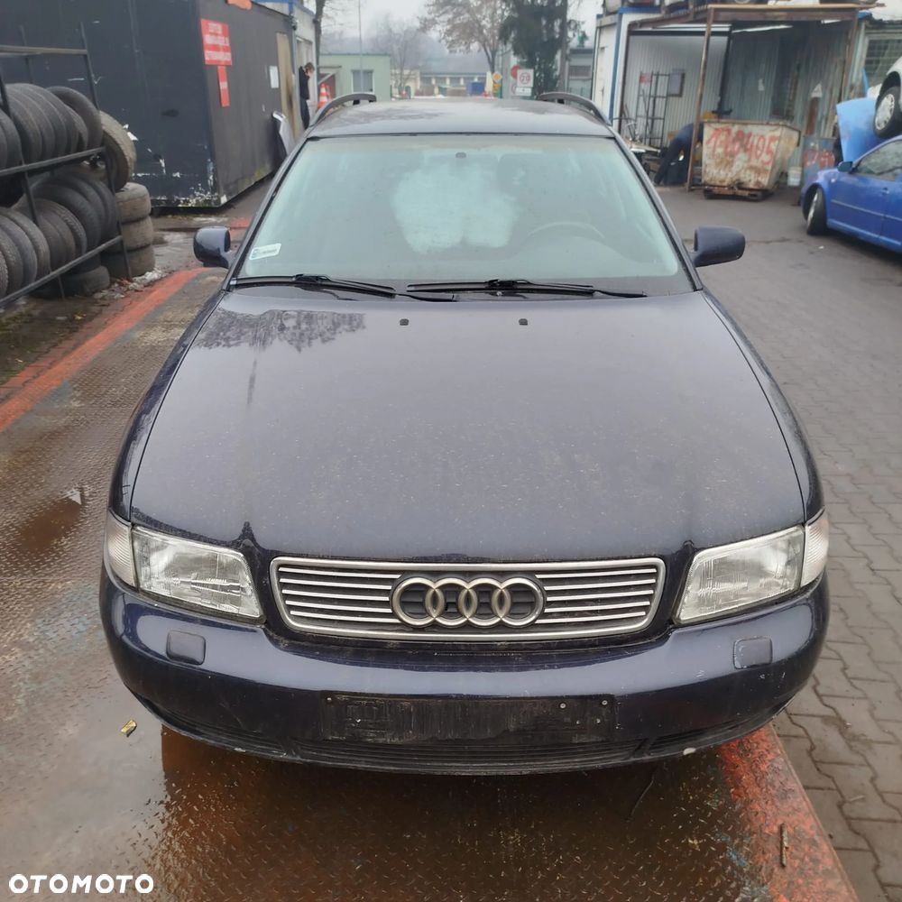 Audi A4 B5 na części . - 1