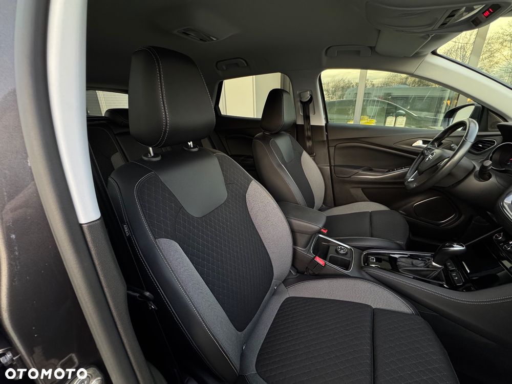 Opel Grandland X 1.6 T Elite S&S - 27